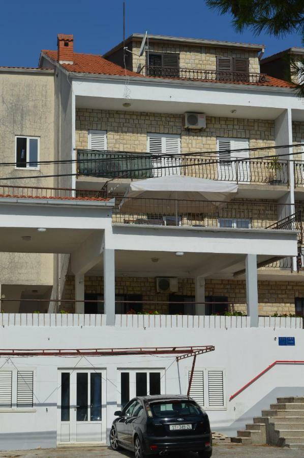 Anna Apartment Marina Exterior foto
